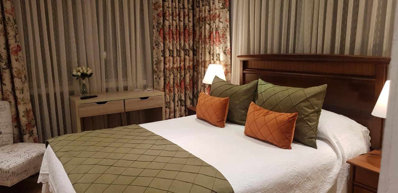 פורטו ואראס Hotel Puerta Del Lago מראה חיצוני תמונה