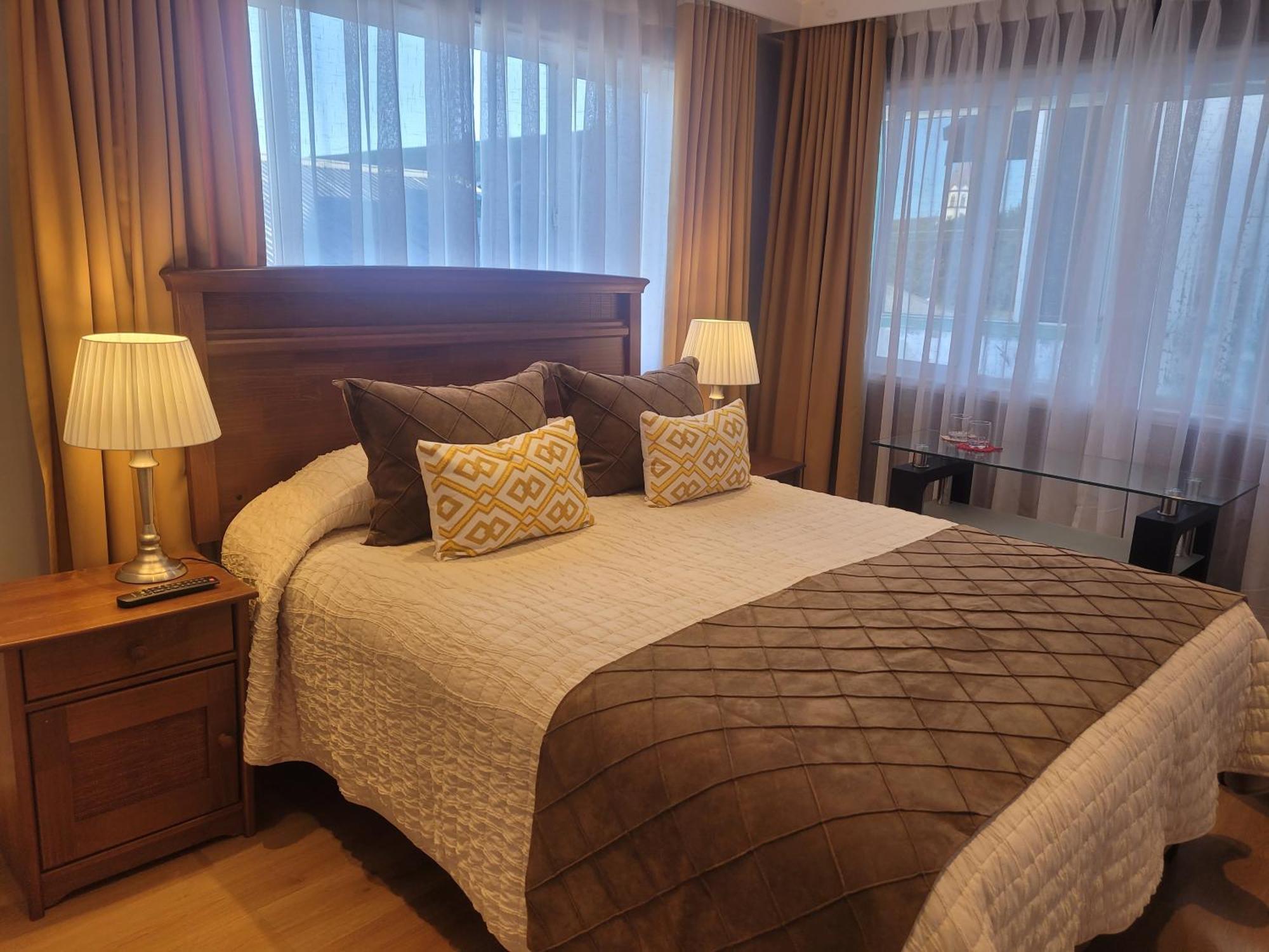 פורטו ואראס Hotel Puerta Del Lago מראה חיצוני תמונה