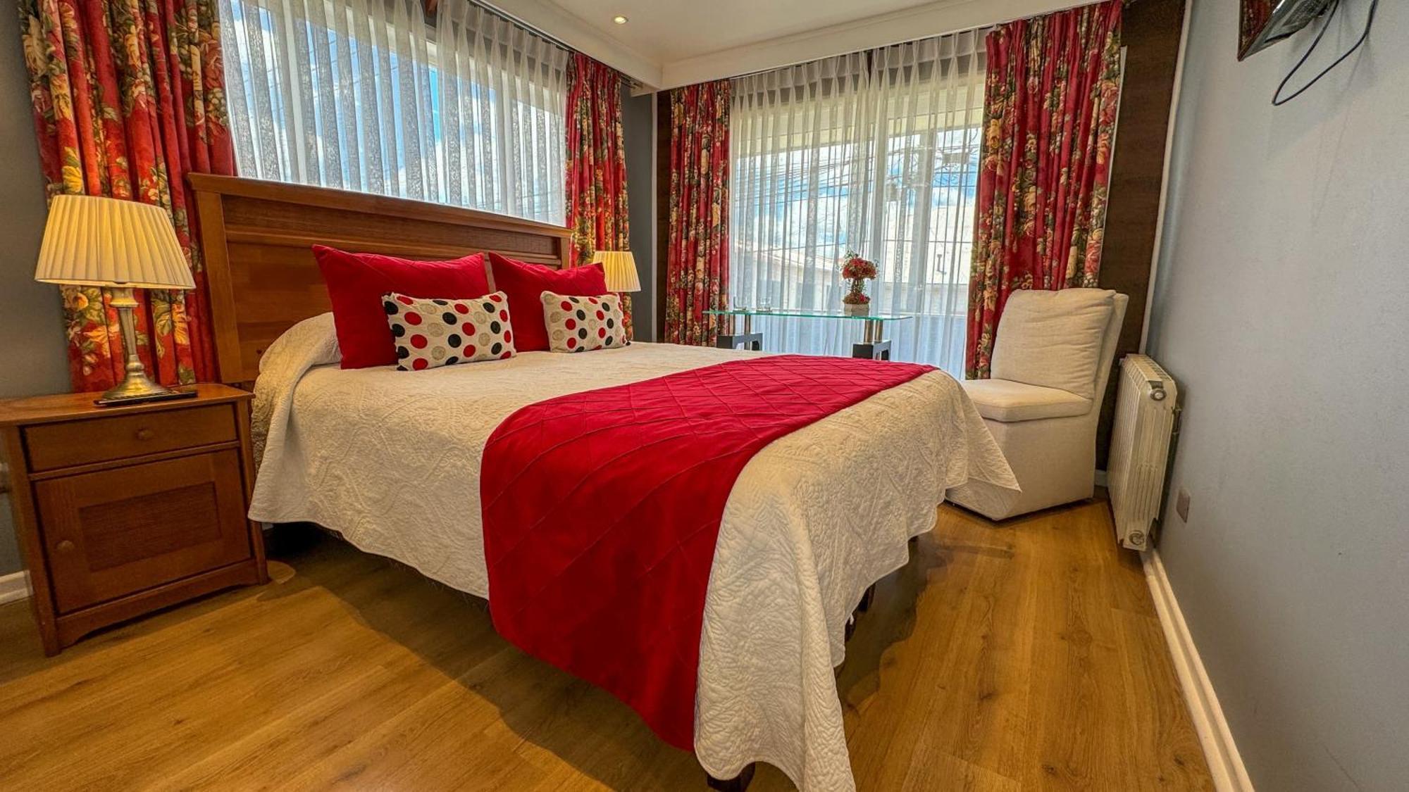 פורטו ואראס Hotel Puerta Del Lago מראה חיצוני תמונה