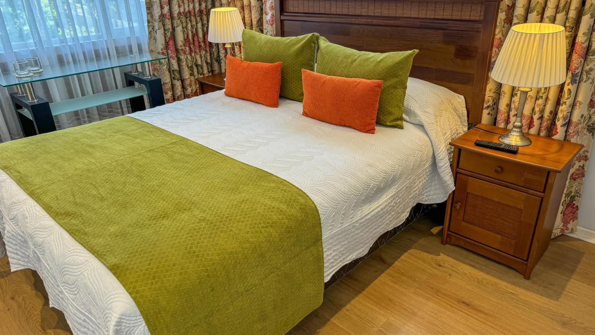 פורטו ואראס Hotel Puerta Del Lago מראה חיצוני תמונה